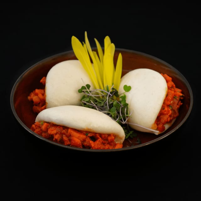 Truffle Bhuna Chicken Bao Buns.