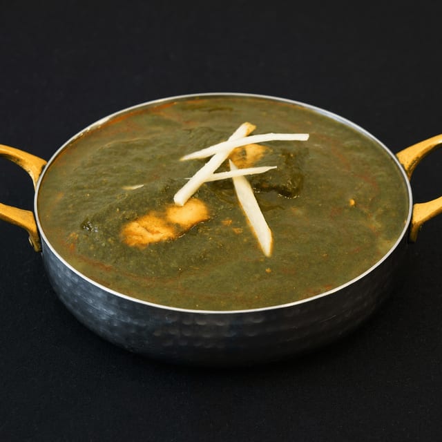 Chicken Saagwala.