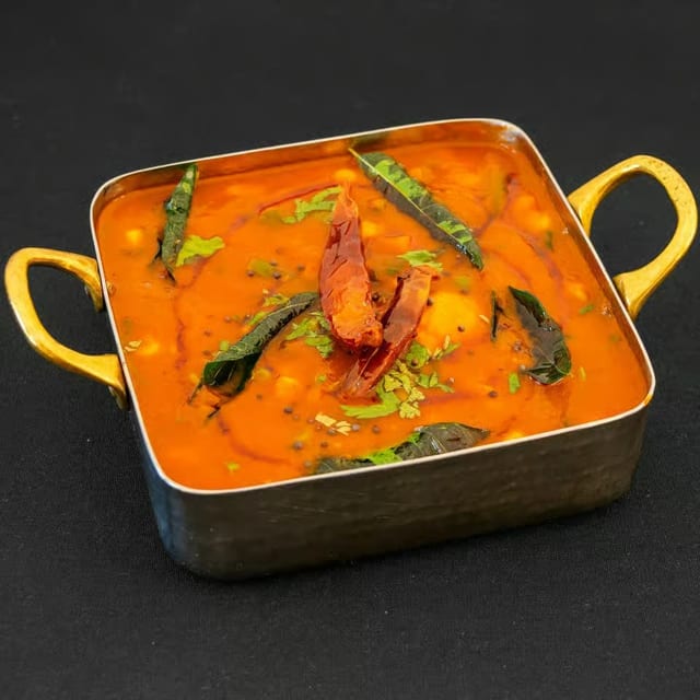 Veg Kholapuri Tray.